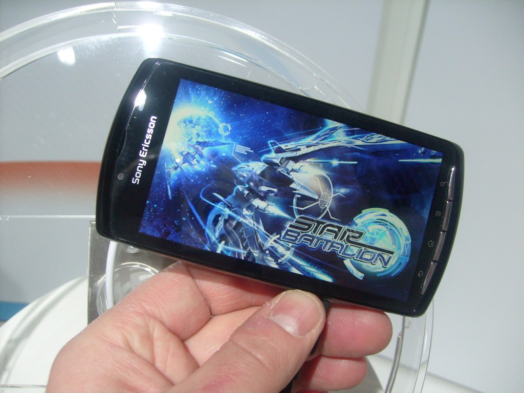 Sony Ericsson Xperia PLAY   Up close