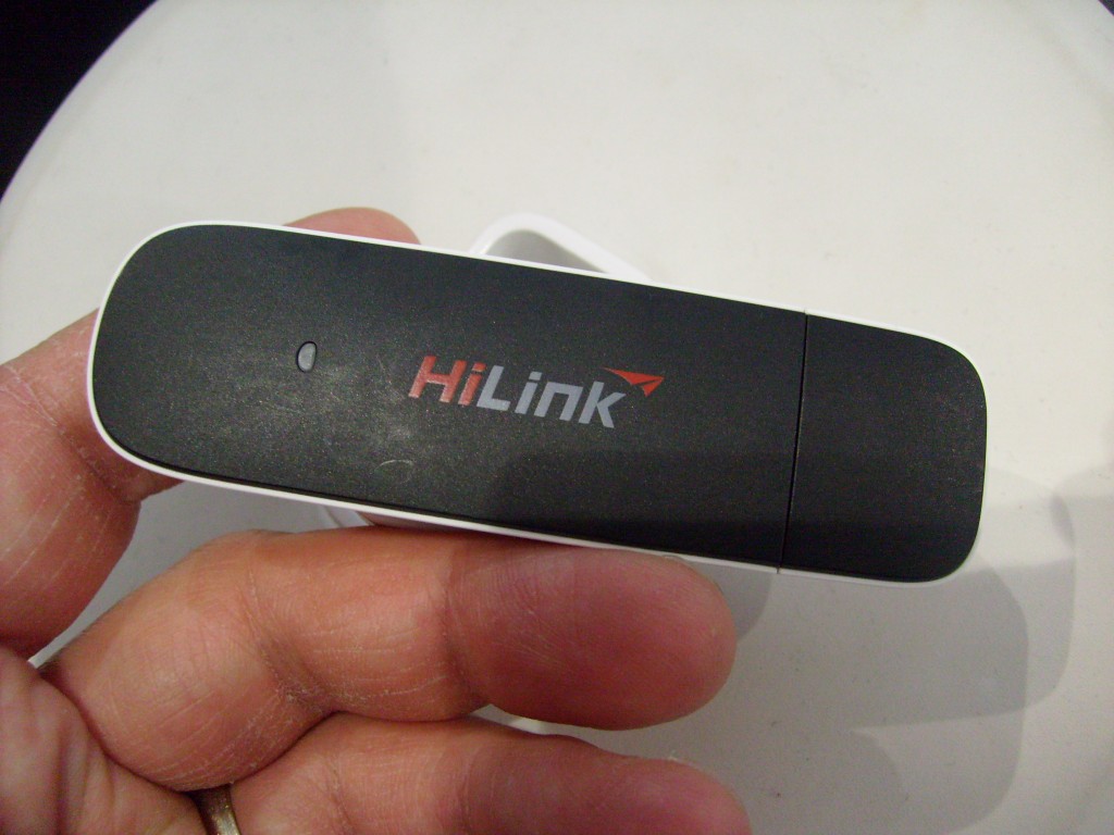 Huawei HiLink and Mobile WiFi Smartpro   Up close