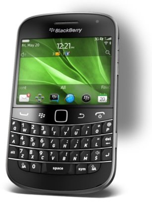 BlackBerry Bold 9900/9930 officially announced.