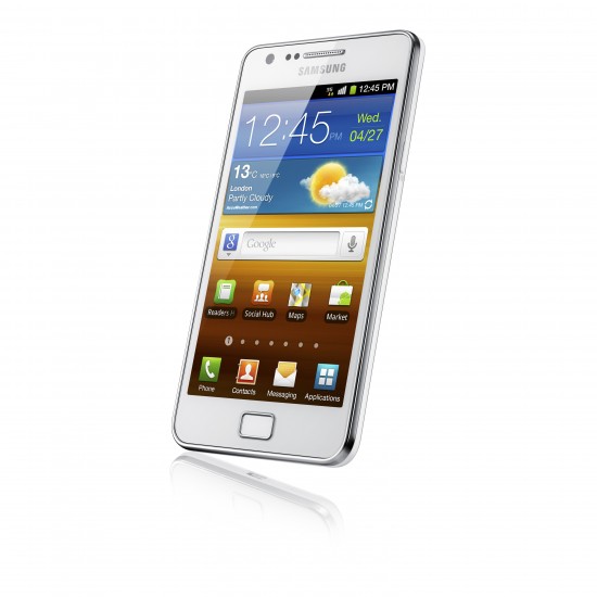 White Galaxy SII coming to Three