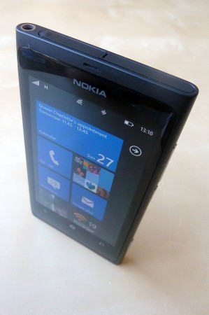 Nokia Lumia 800 Review