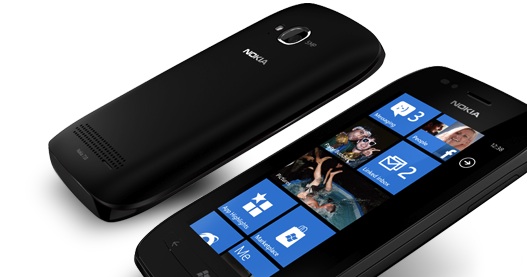 EXCLUSIVE: Nokia Lumia 710 £200 PAYG On Three