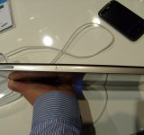 Samsung Galaxy Tab 10.1   Up close