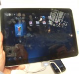 Samsung Galaxy Tab 10.1   Up close