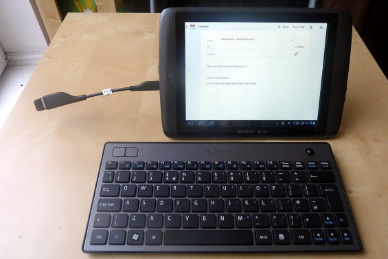 Archos 80 G9   with external keyboard