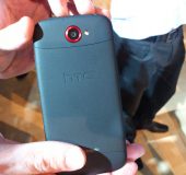 MWC   HTC One S Up close
