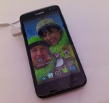 MWC   ZTE Ascend D1 vs Samsung Galaxy SII