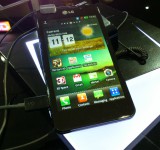 MWC   LG Optimus 3D Max   Up close