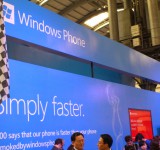 MWC   Windows Phone Booth Tour