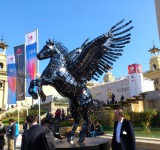 MWC   The flying horse of phones!
