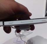 MWC   Xperia U   Up close