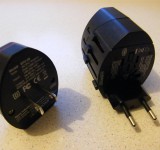 Skross World Travel Adaptor with Twin USB review