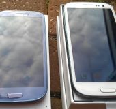 Picture Special   Samsung Galaxy SIII   Pebble blue vs white