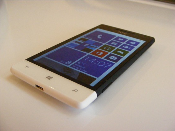 HTC 8S W 8