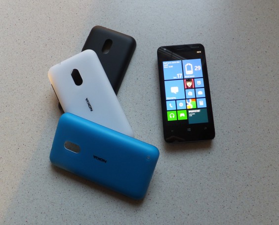 Nokia Lumia 620 19