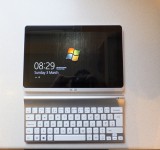 Acer Iconia W700   Review