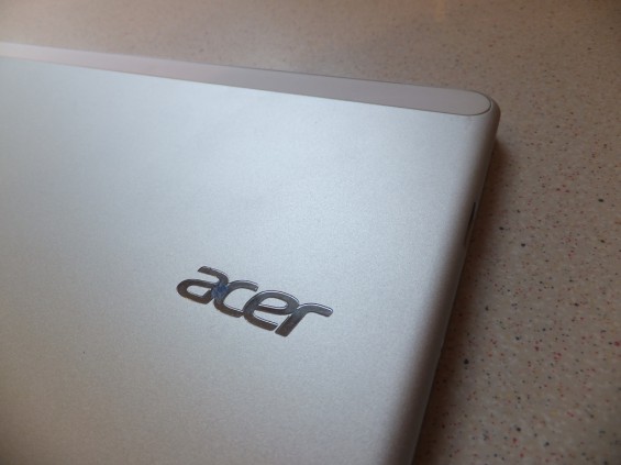 Acer W700 Pic25