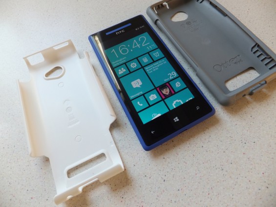 HTC 8X Otterbox pic11