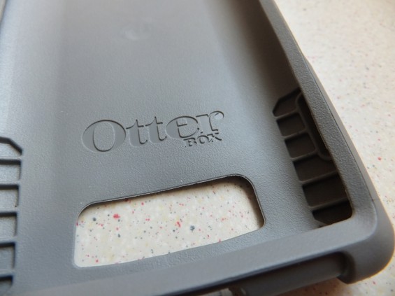 HTC 8X Otterbox pic12