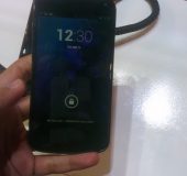 White Nexus 4 on display in Dubai   pictures, video and an apology