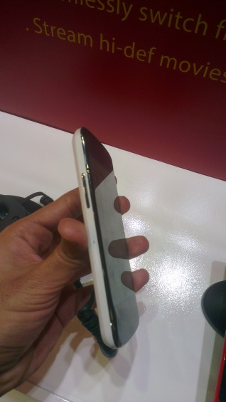 White Nexus 4