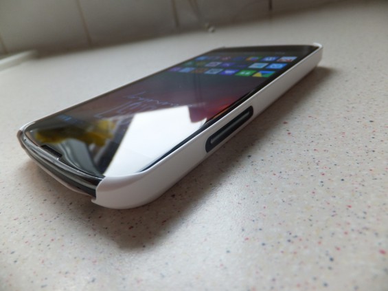 LG Nexus 4 Rearth Ringke Slim Pic4