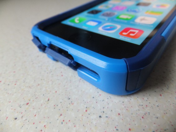 Otterbox Commuter iPhone 5 Pic2