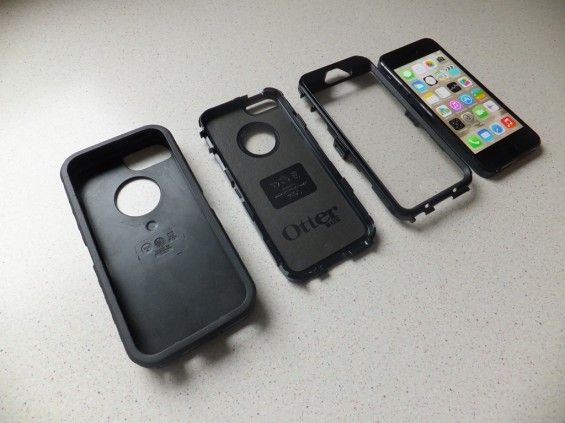 Otterbox Defender iPhone 5 Pic1