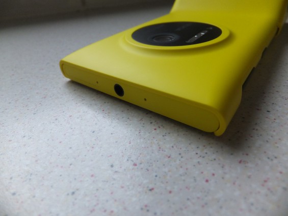 Nokia Lumia 1020 Camera Grip Pic14