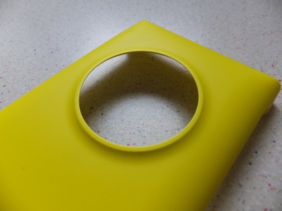 Nokia Lumia 1020 Wireless Charging Cover Pic4