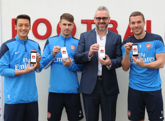 wpid Mesut Özil Aaron Ramsey Mark Mitchinson and Lukas Podolski pictured w....jpg