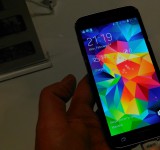 Samsung Galaxy S5   Hands on and video