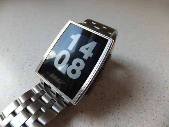 Pebble Steel pic2