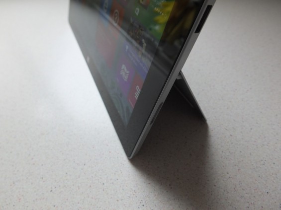 Microsoft Surface 2 with 4G Pic16