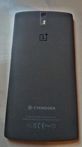 OnePlus back pic