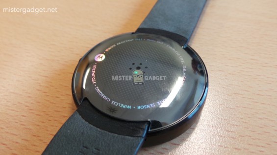 Moto 360 back