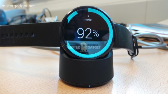 Moto 360 dock