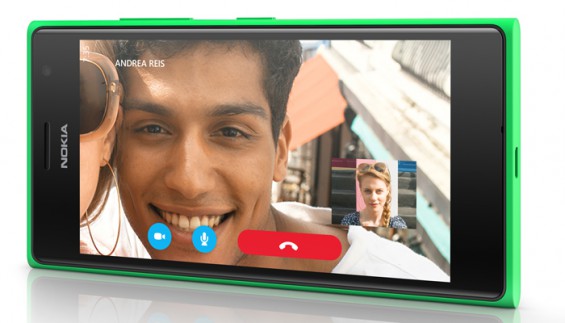 Lumia735 Skype