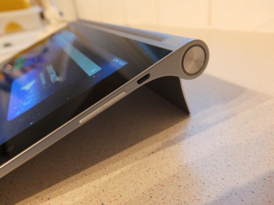 Lenovo Yoga 2 Tablet Pic10