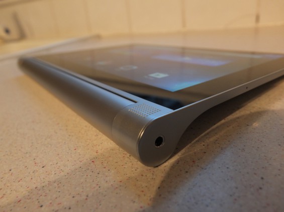Lenovo Yoga 2 Tablet Pic3