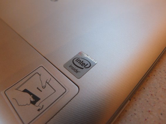 Lenovo Yoga 2 Tablet Pic5