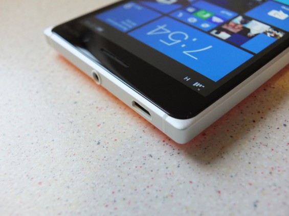 Nokia Lumia 830 Pic4