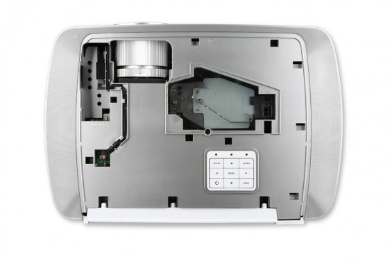 H7550ST projector inside view