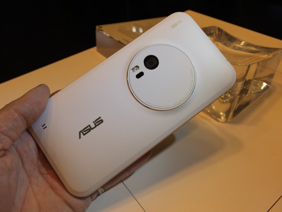 Asus Zenfone Zoom Pic3