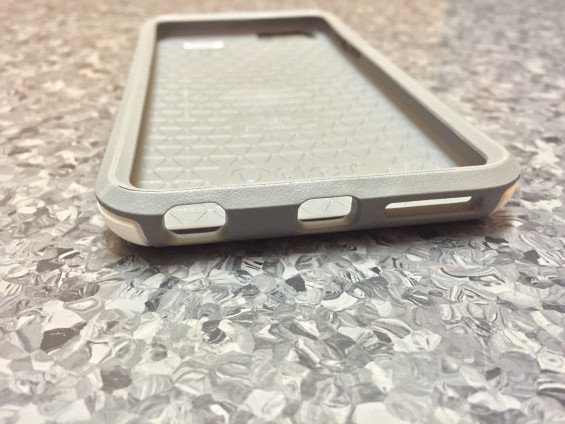 Otterbox bottom