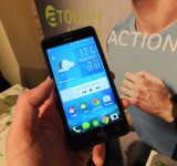 MWC   Hands on with the Acer Liquid M220, Z220, Z520, Jade Z and Leap+ Smartband