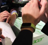 MWC   Hands on with the Acer Liquid M220, Z220, Z520, Jade Z and Leap+ Smartband