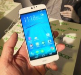 MWC   Hands on with the Acer Liquid M220, Z220, Z520, Jade Z and Leap+ Smartband