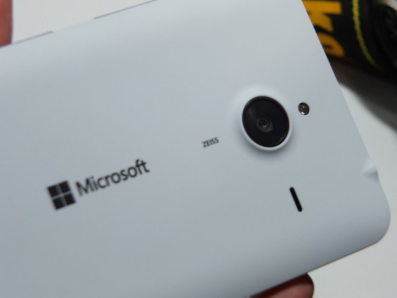 Microsoft Lumia 640 XL pic3