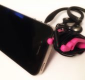 A look at the Phone Buddy   A simple way to keep your earphones tidy